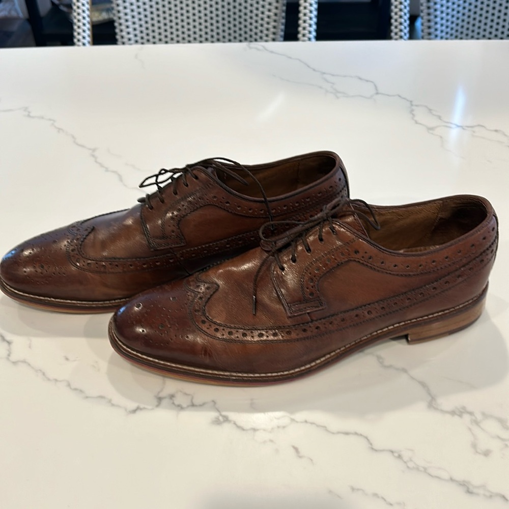 JOHNSTON & MURPHY SHOES